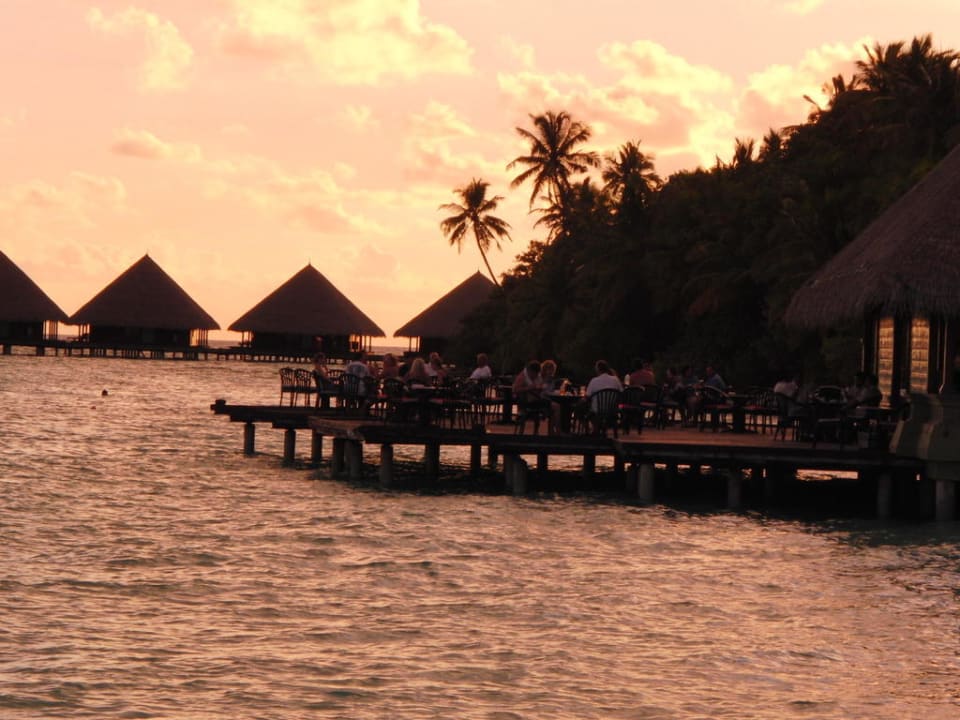 Bar vom Jetty aus Adaaran Club Rannalhi - All Inclusive