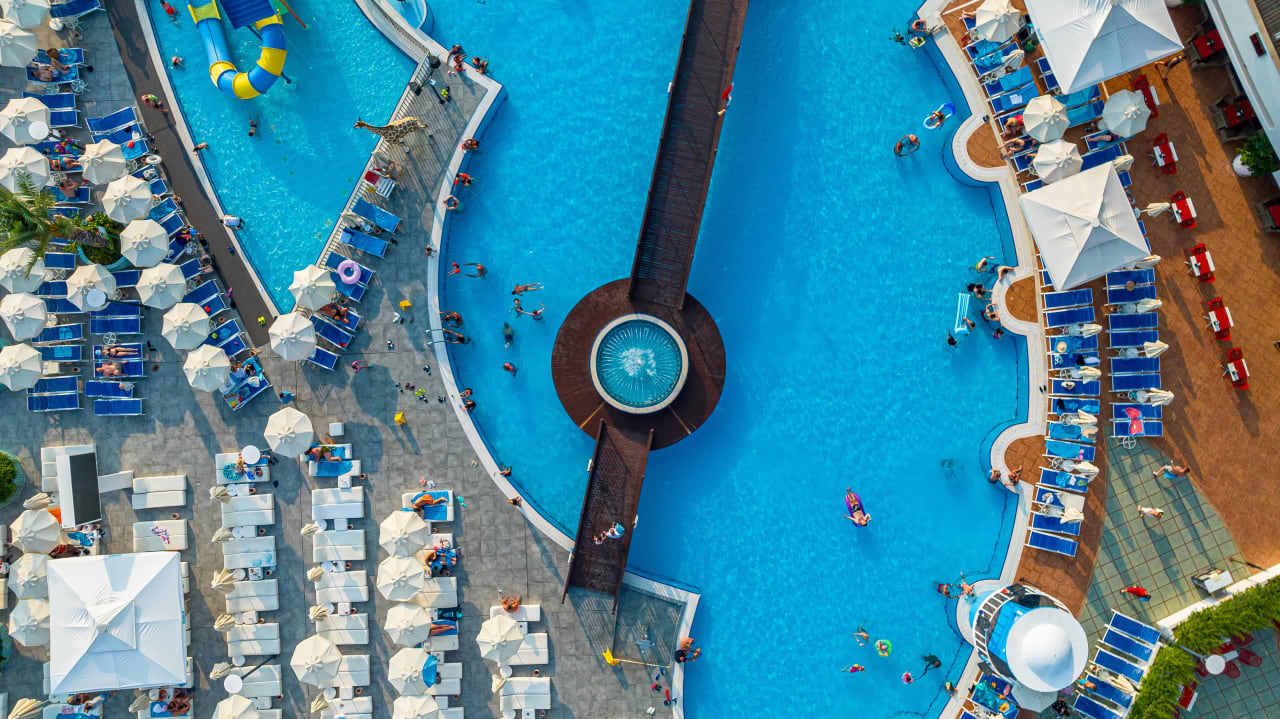 Pool Granada Luxury Okurcalar