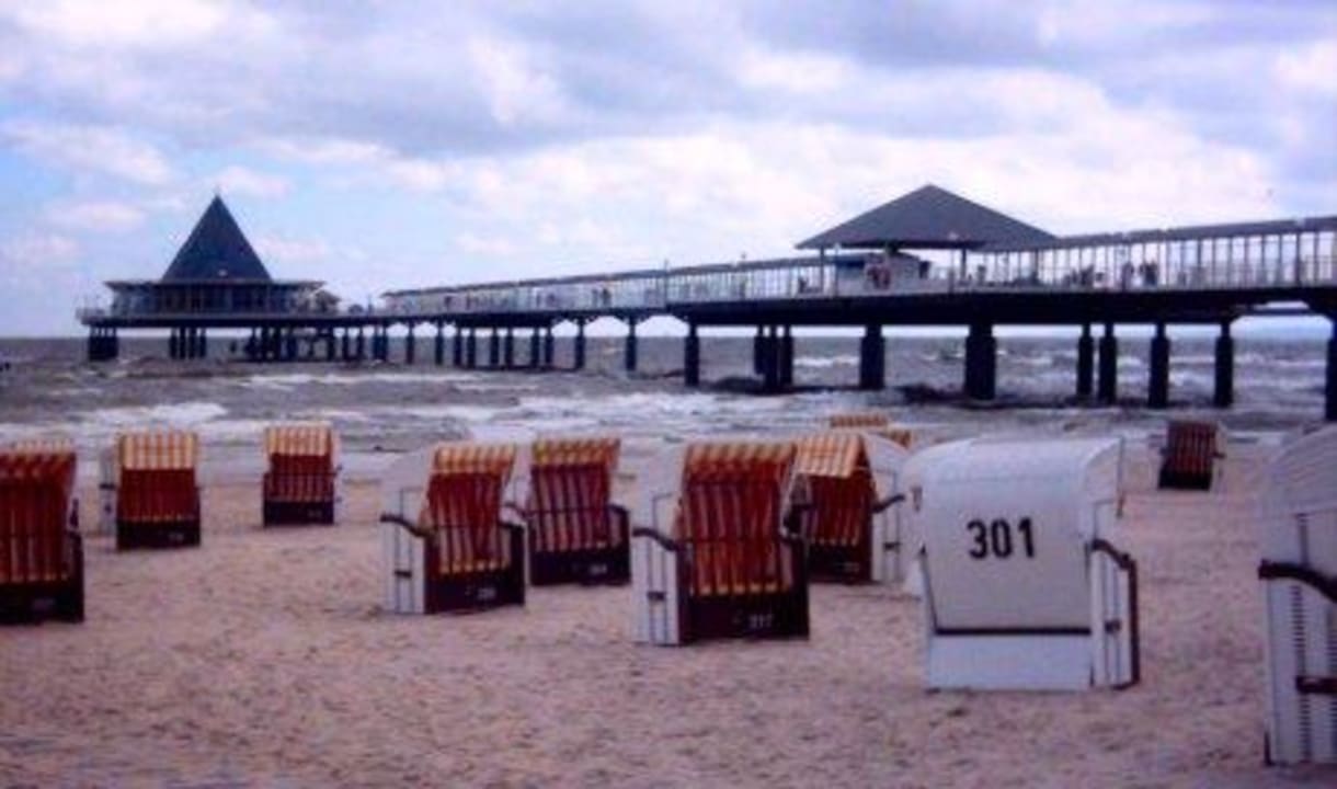 Seebrücke Heringsdorf A-ROSA Strandidyll Heringsdorf