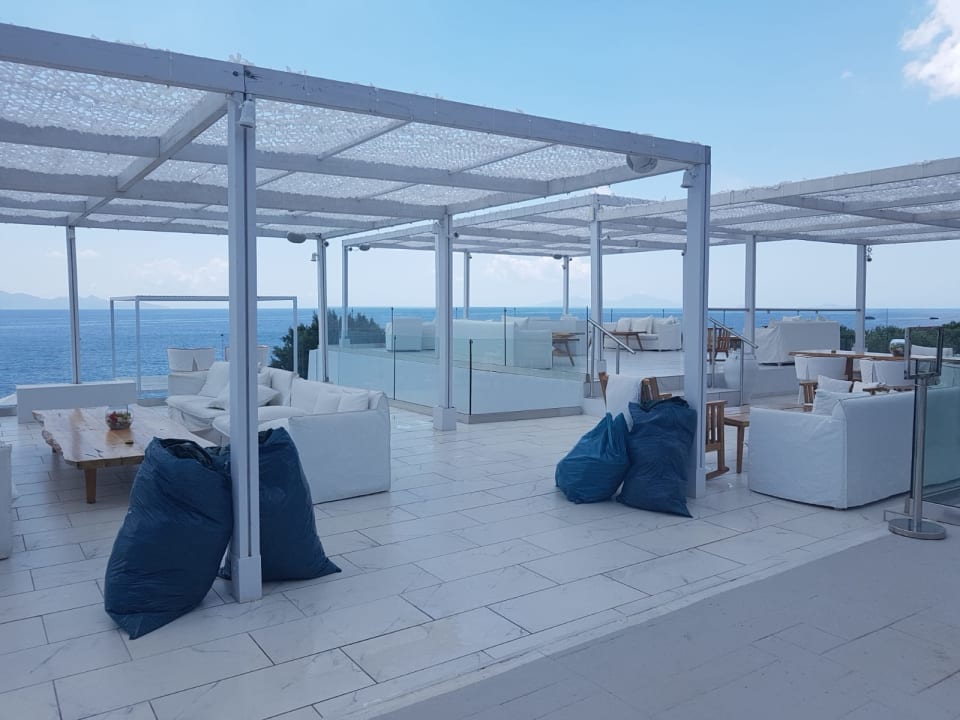 Gartenanlage Dimitra Beach Hotel & Suites