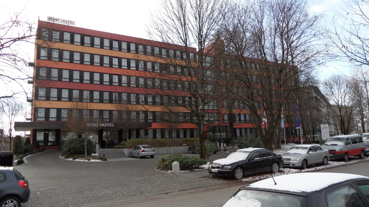 Hotel von außen ACHAT Hotel München Süd