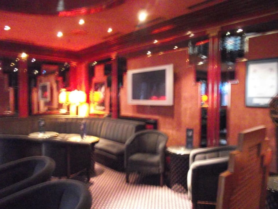 TV Ecke im " Night Flight " Maritim Airport Hotel Hannover