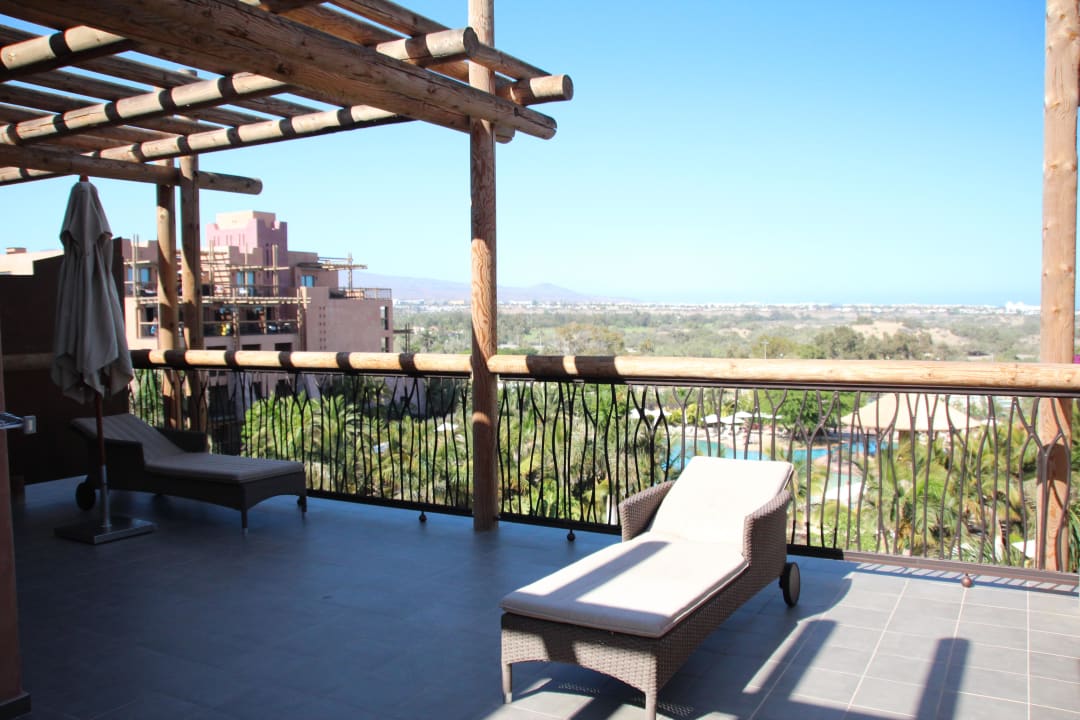 Dachterrasse Superiorzimmer Lopesan Baobab Resort