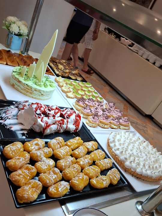 Gastro Hotel Royal Nozha