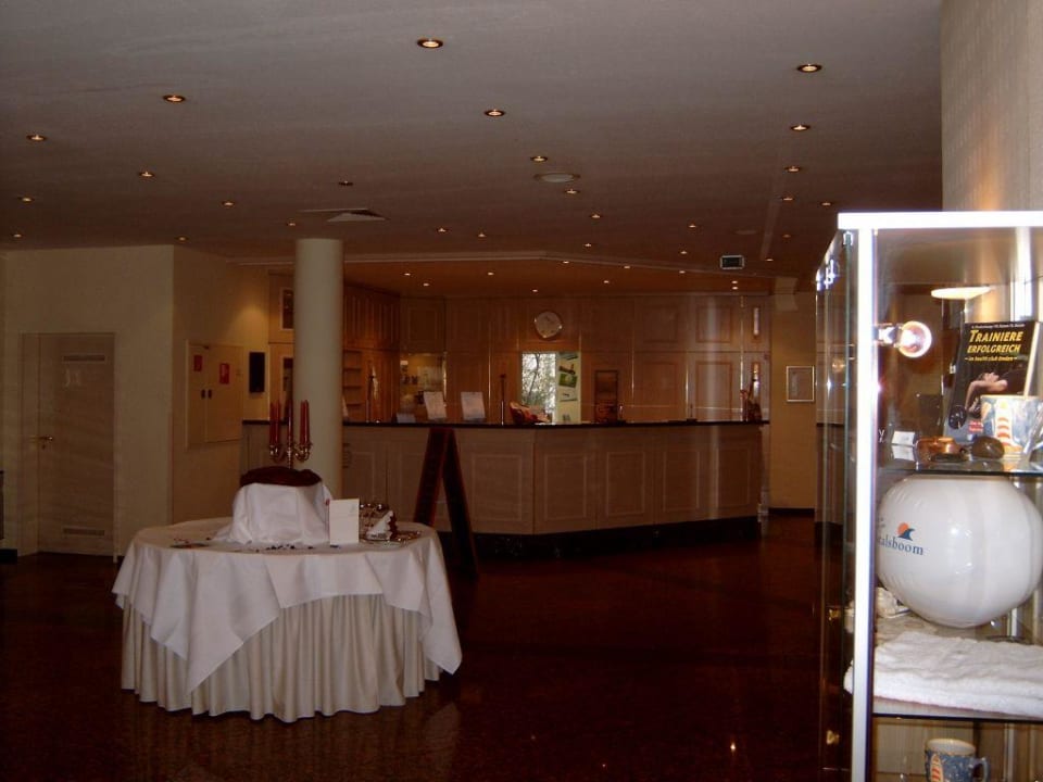 Rezeption Upstalsboom Parkhotel