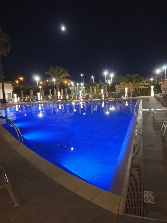 Pool Aparthotel Fontanellas Playa