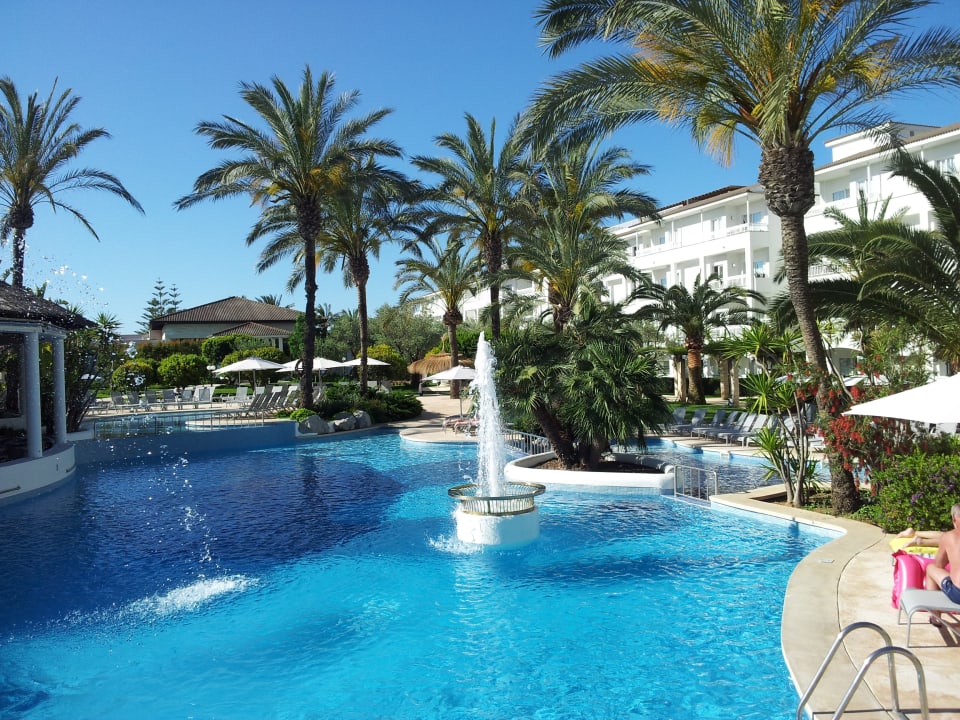 Pool Prinsotel La Dorada