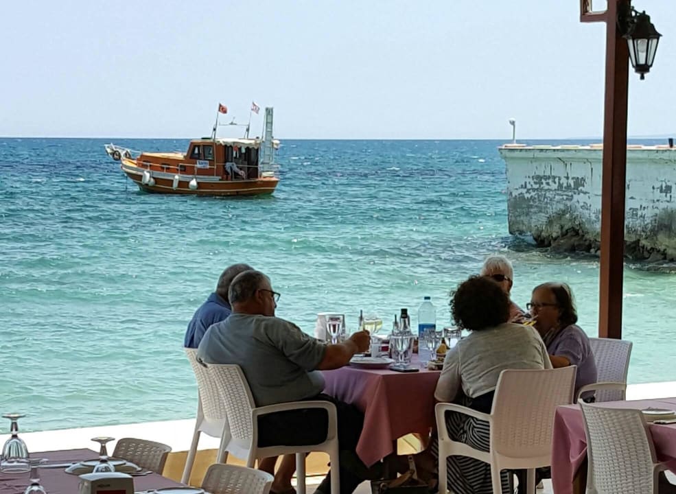 Kiyi Restaurant by the Mediterranean sea Exotic Hotel & Spa