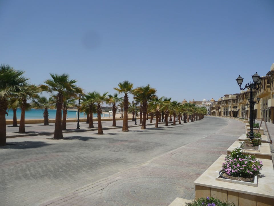 Promenade Kaisol Romance Resort