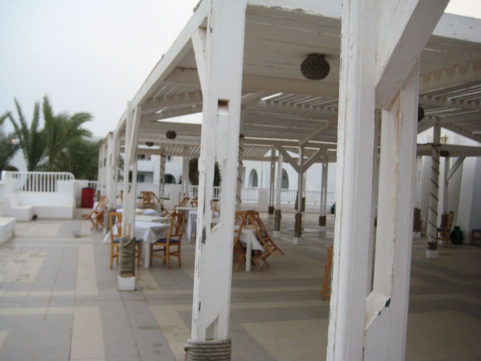 Außen-Essbereich Hauptlokal Hotel El Mouradi Djerba Menzel