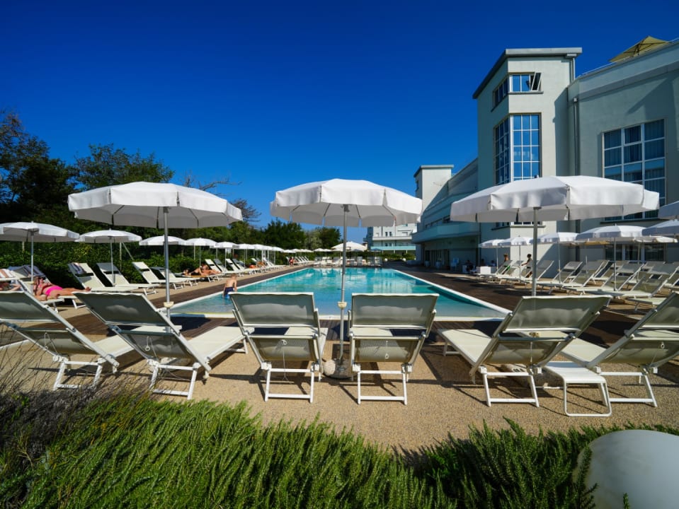 Pool Toscana Charme Resort