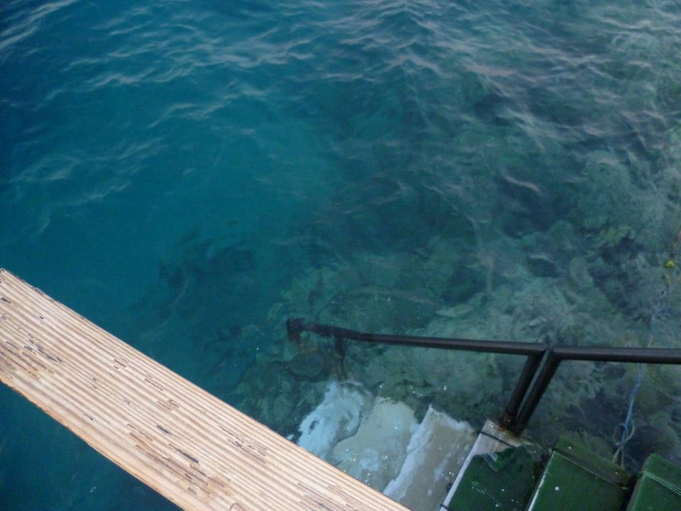 Treppe Richtung Korallen Stella Beach Resort & Spa Makadi Bay