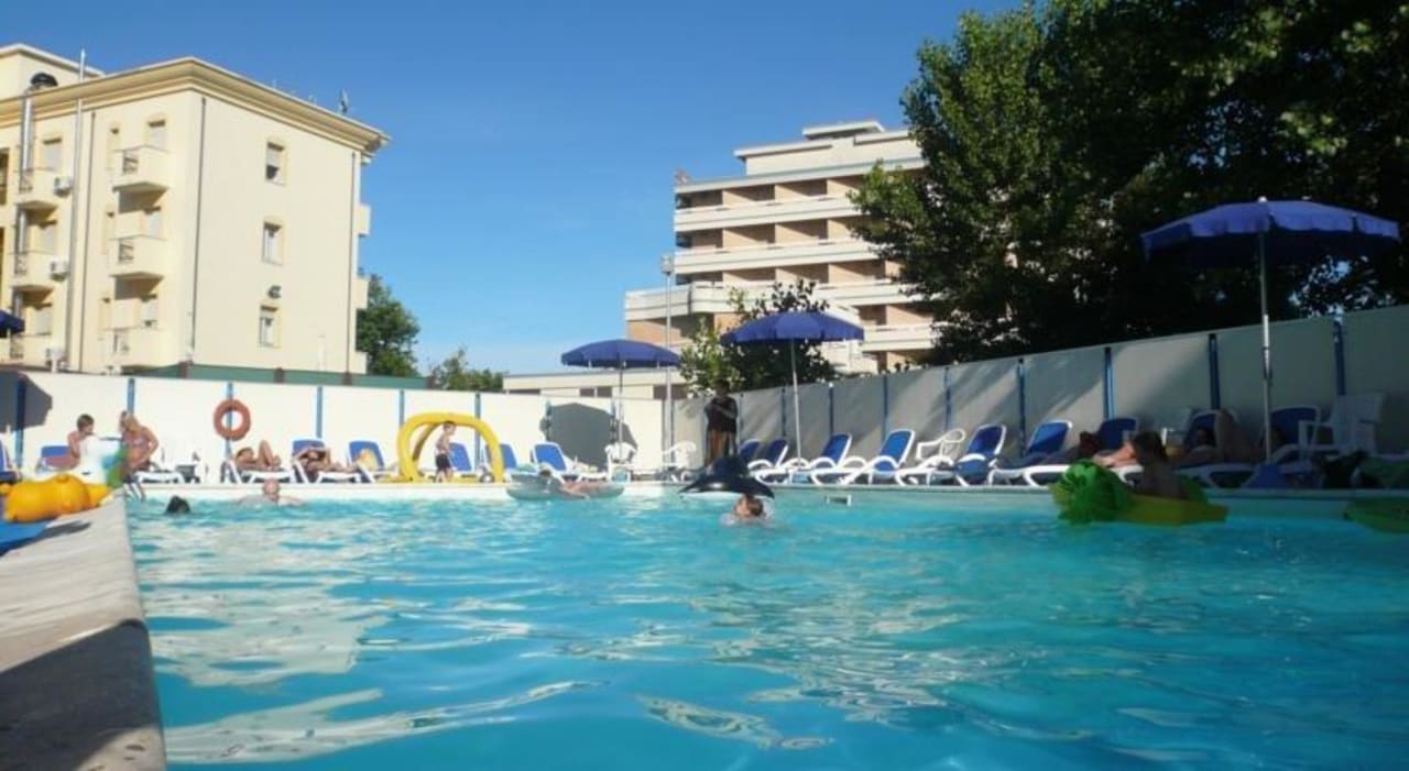 Piscina Hotel Massimo