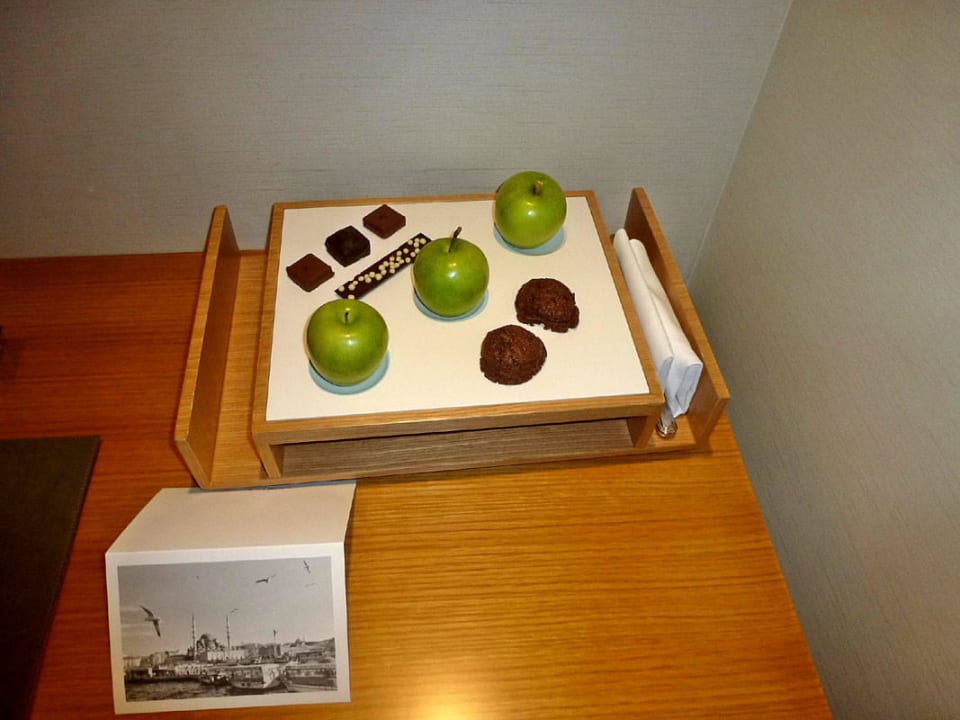 Willkommensgruß im Zimmer Hotel Swissôtel The Bosphorus