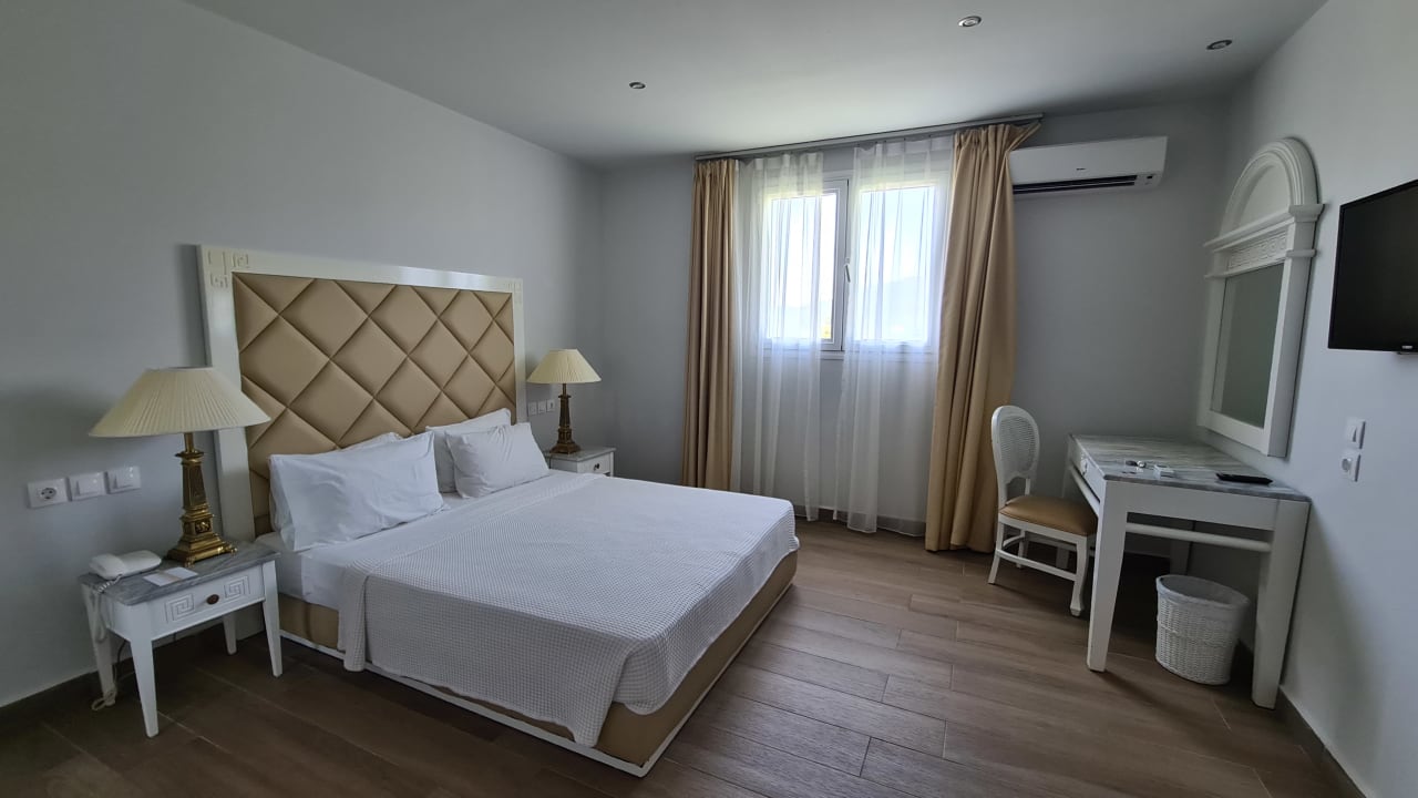 Zimmer Sandy Beach Resort