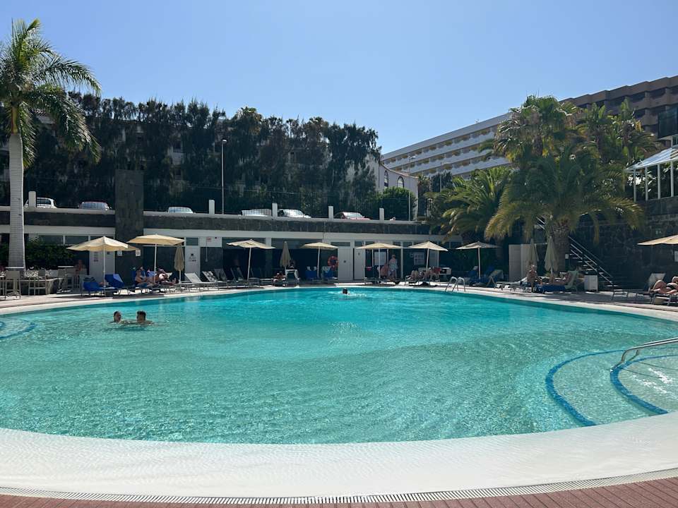 Pool allsun Hotel Lucana