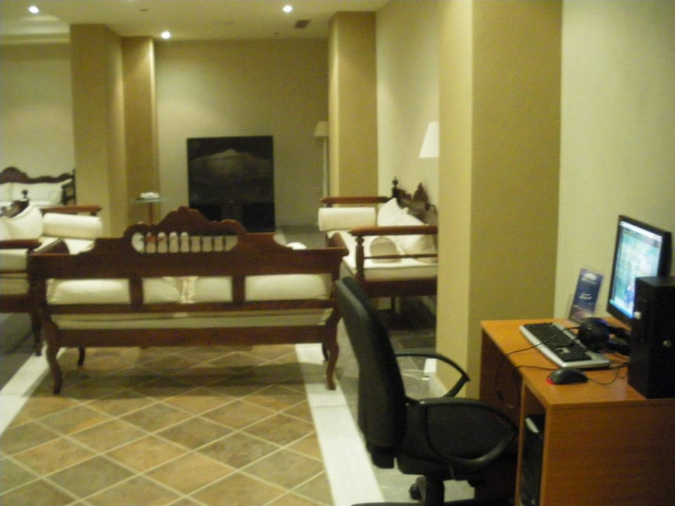 TV und Internetecke Lindian Dream Seaside Resort