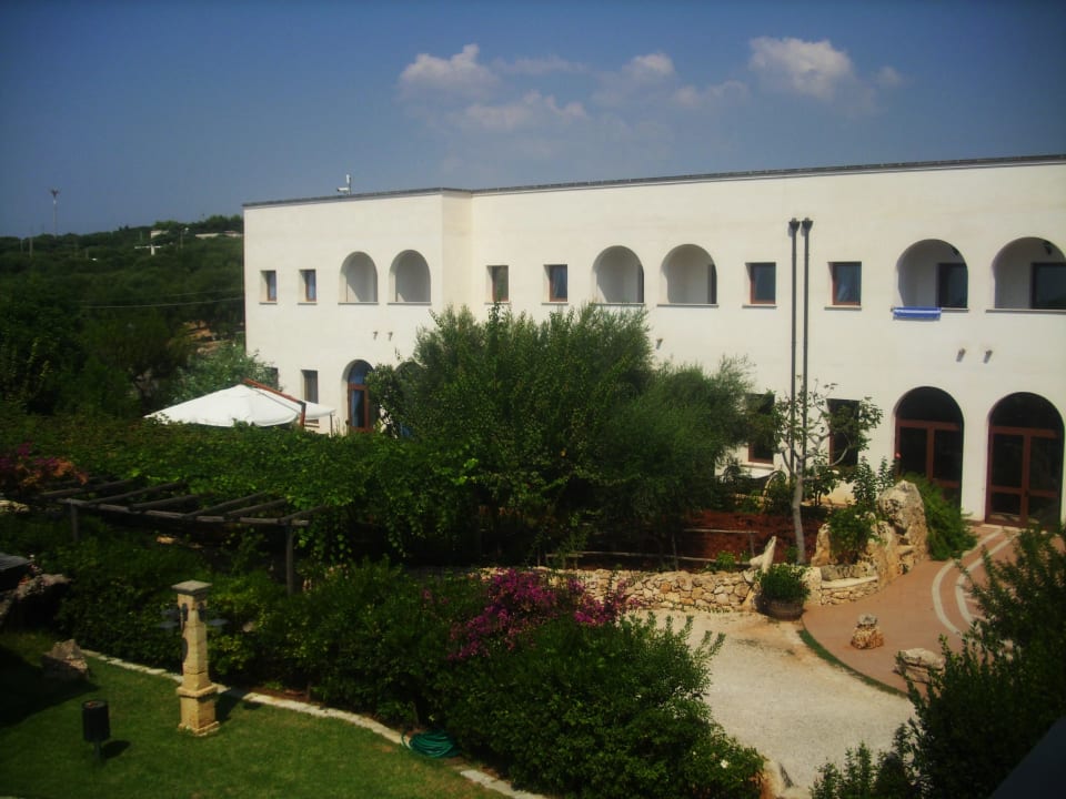 In L-Form und nur zwei Stockwerke Hotel Montecallini