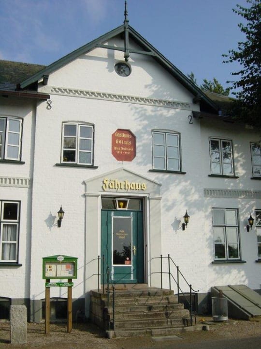 Blick auf das Cafehaus Hotel Fährhaus Holnis