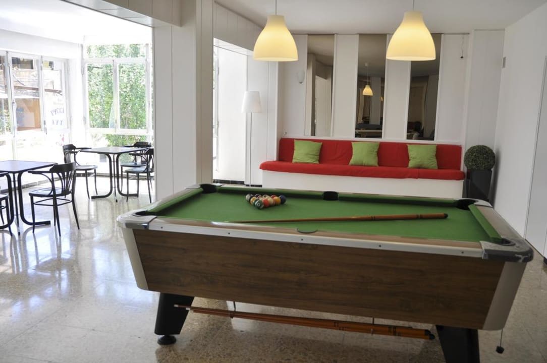 Recepción y bar Hotel Gracia