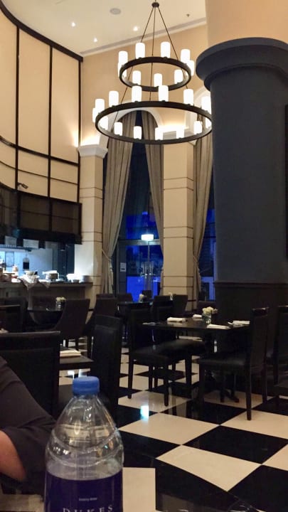 Lobby Dukes The Palm Dubai Hotel