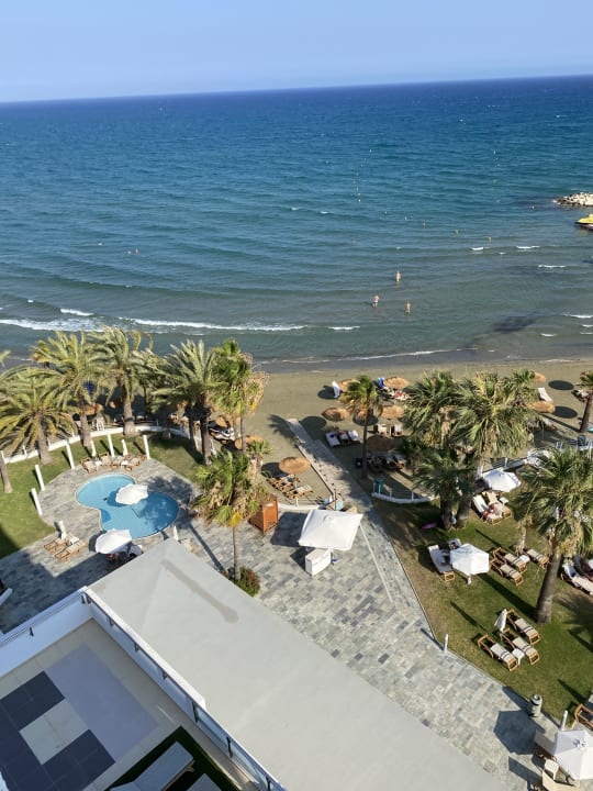 Strand The Golden Bay Beach Hotel