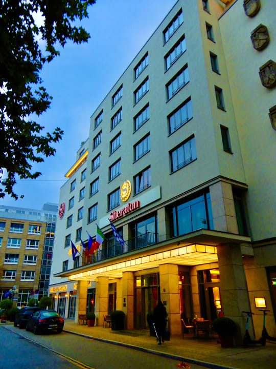 Außenansicht Sheraton Carlton Hotel Nürnberg