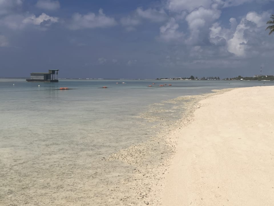 Strand Meeru Maldives Resort Island