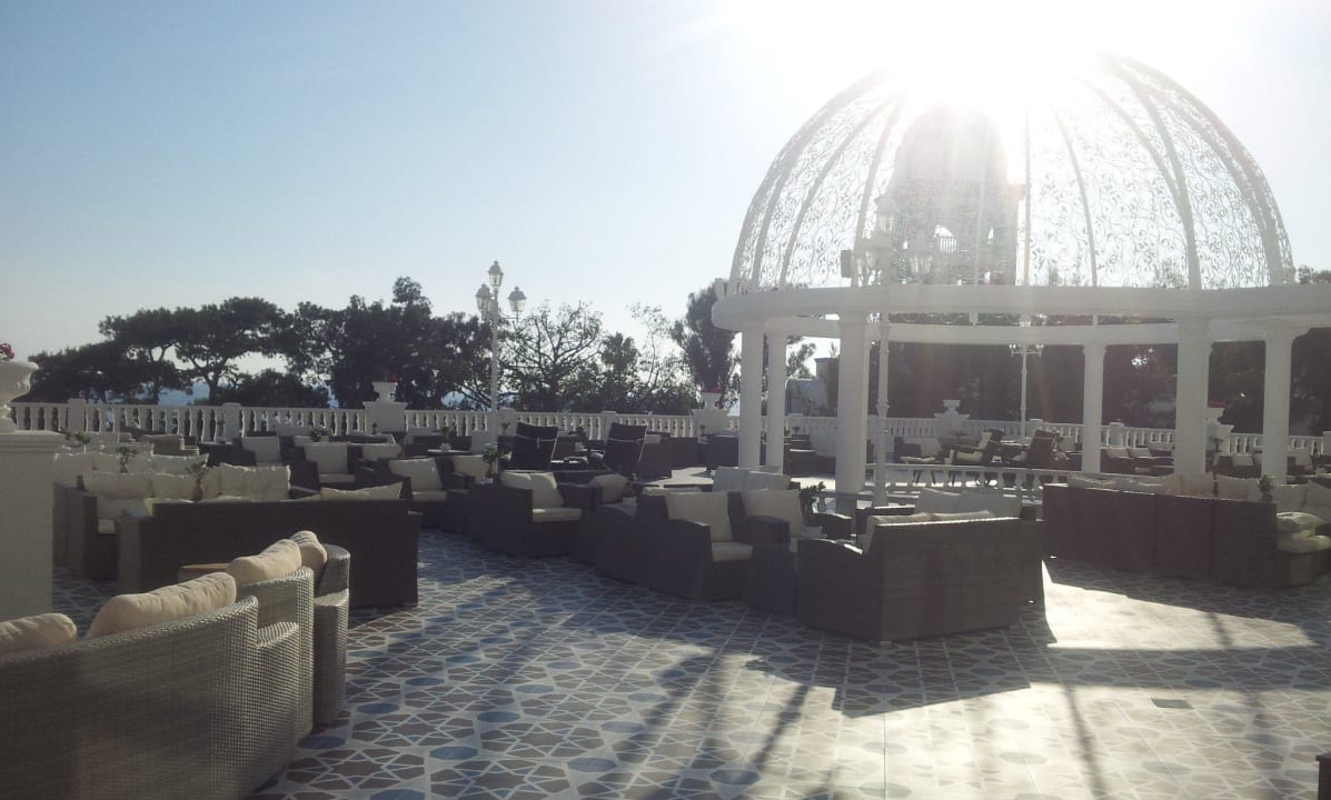 Ein schöner Sonnenaufgang Rubi Platinum Spa Resort & Suites