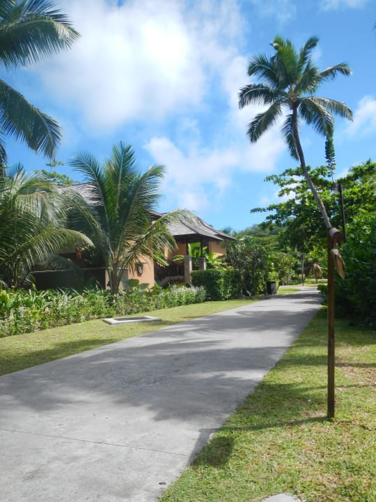 Weg bei den Junior Suites Constance Ephelia