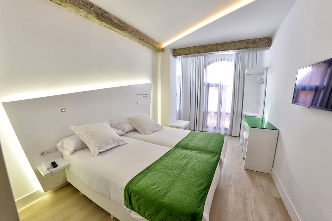 Zimmer Hotel Atarazanas