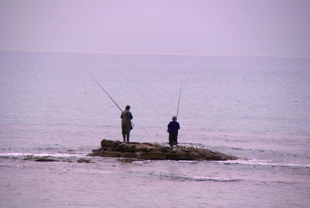 Von der Strandpromenade aus PALOMA Perissia