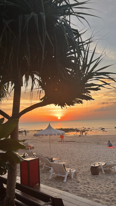 Strand Hotel Lanta Castaway Resort