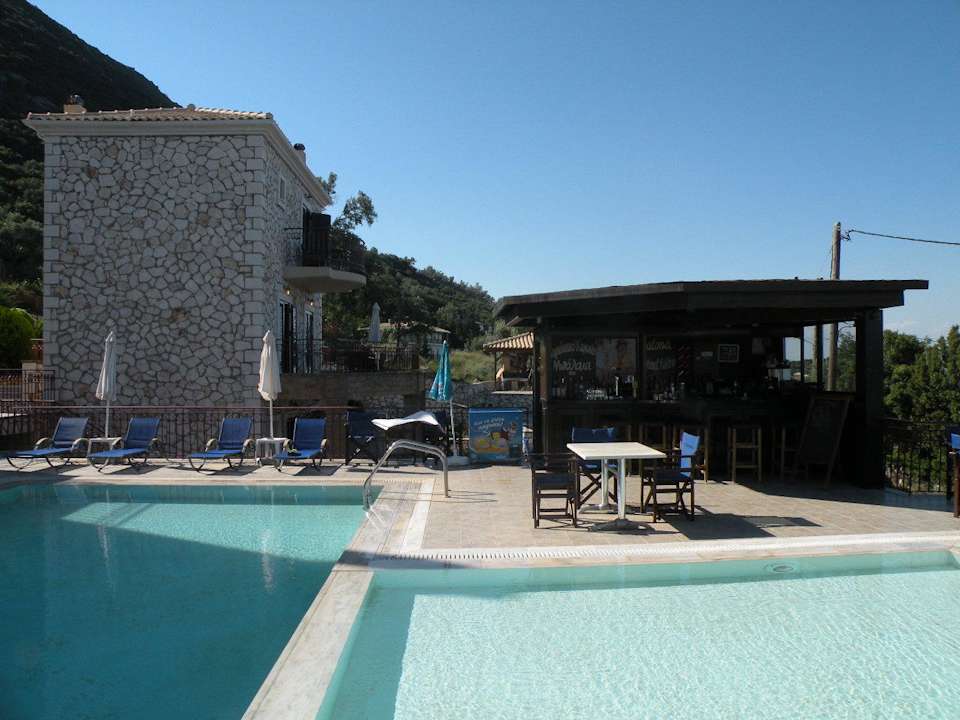 Basen i bar Anastasia Village