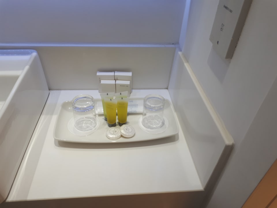 Zimmer Crystal Springs Beach Hotel