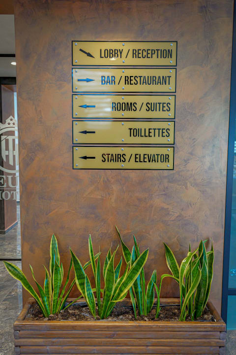 Sonstiges Hotel Teuta