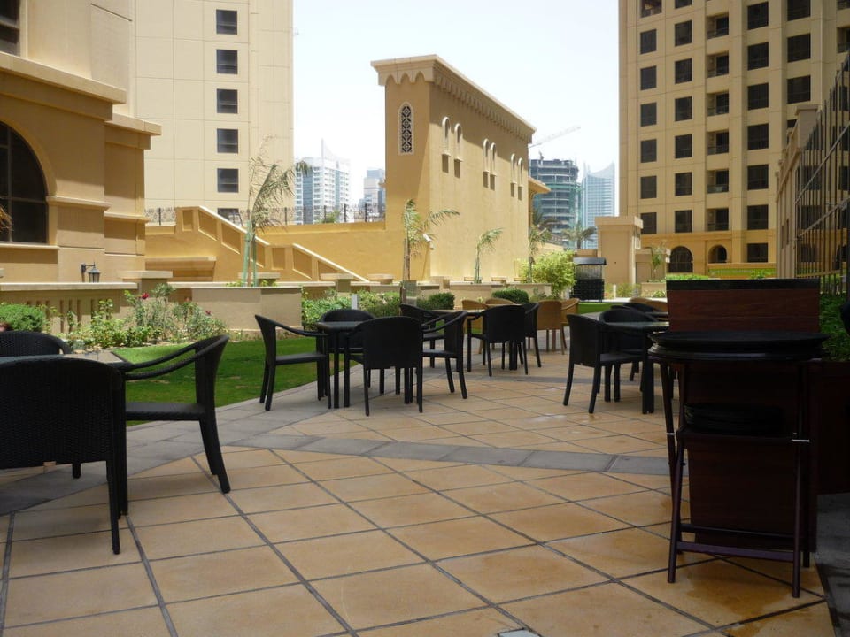 Gartenanlage Mövenpick Hotel Jumeirah Beach