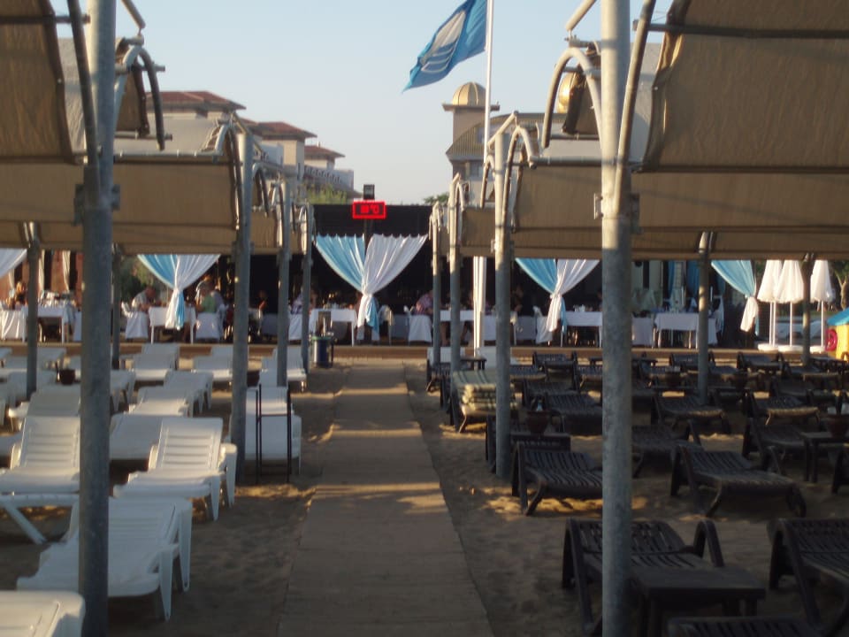 Sicht auf die Strandbar Aydinbey Kings Palace & Spa