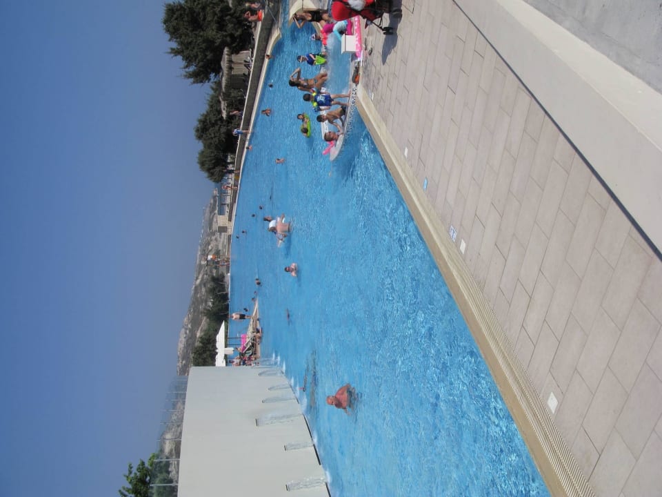 Splashpool direkt am Strand Blue Lagoon Village