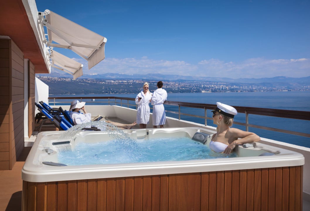 Terrace Whirpool Hotel Admiral