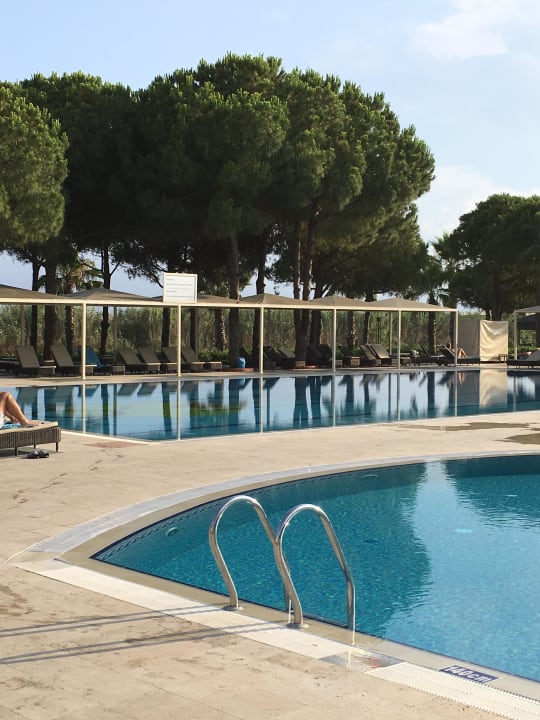 Haupt- und Sportpool ROBINSON NOBILIS