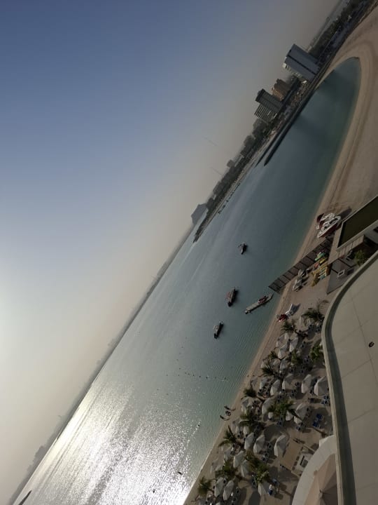 Strand Hampton by Hilton Marjan Island