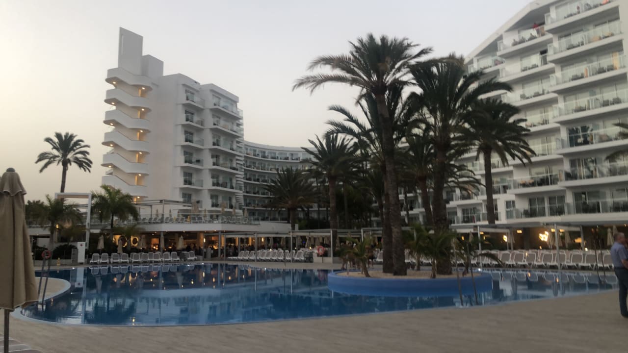 Pool Hotel Riu Papayas