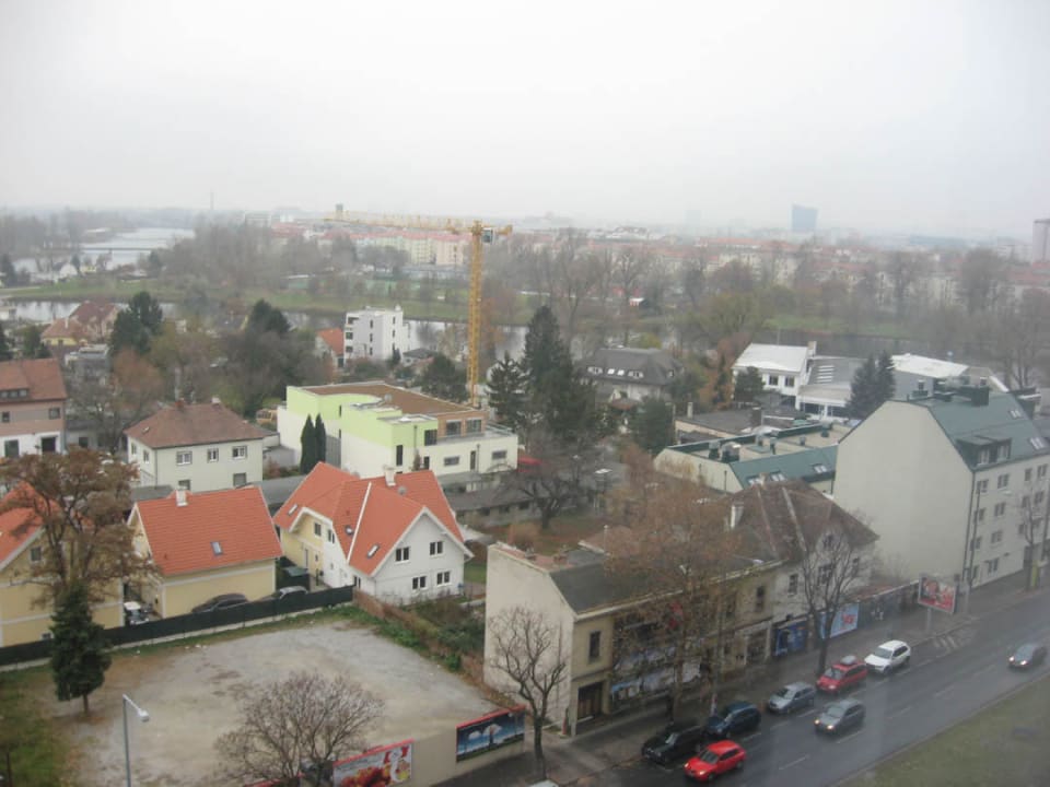 Ausblick von meinem Zimmer NH Danube City