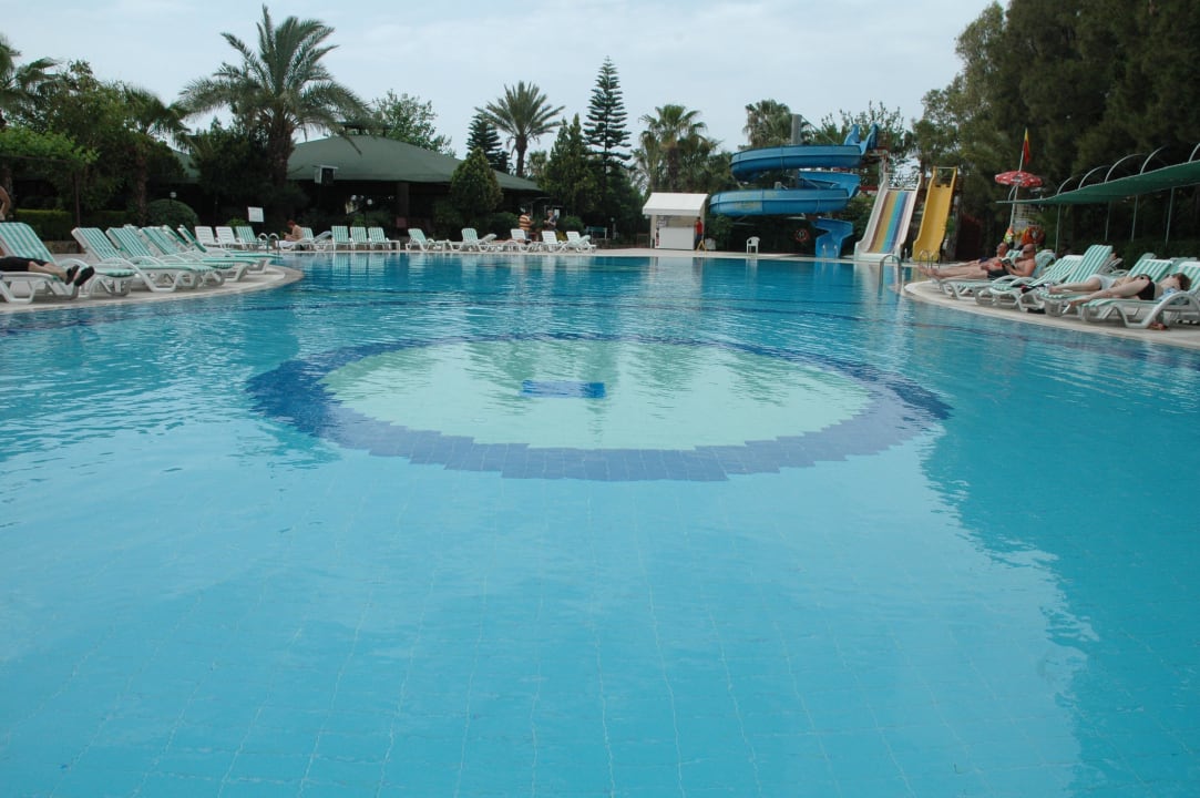 Basen Holiday Park Resort