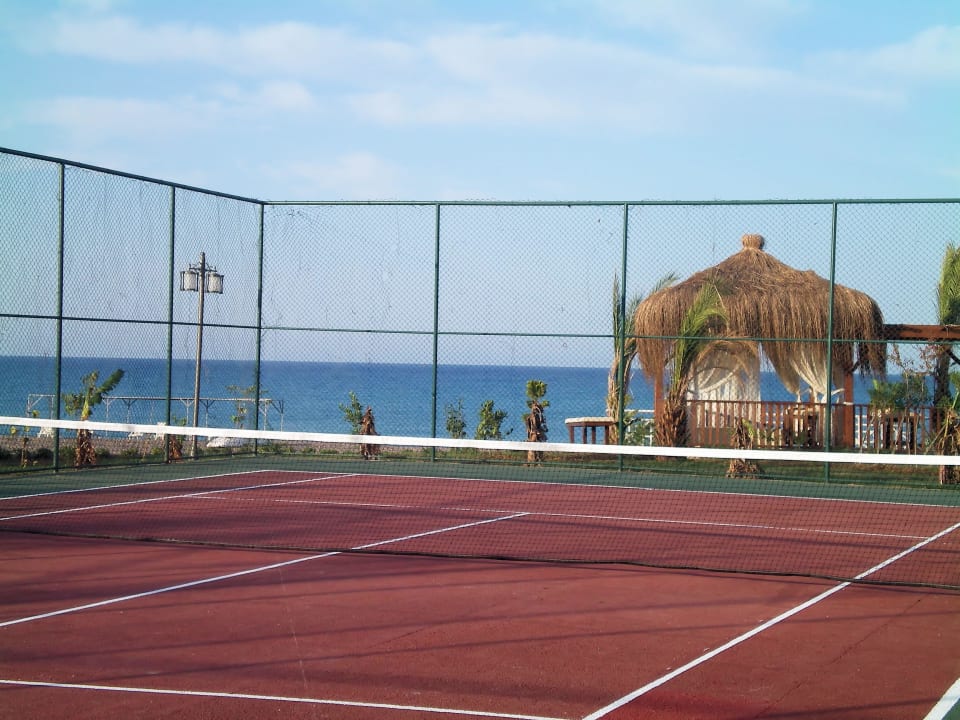 Tennisplatz Seaden Sea Planet Resort & Spa