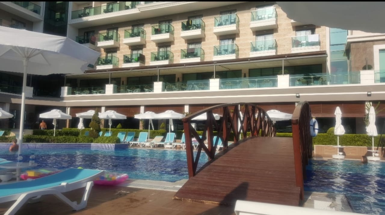 Pool Luna Blanca Resort & Spa