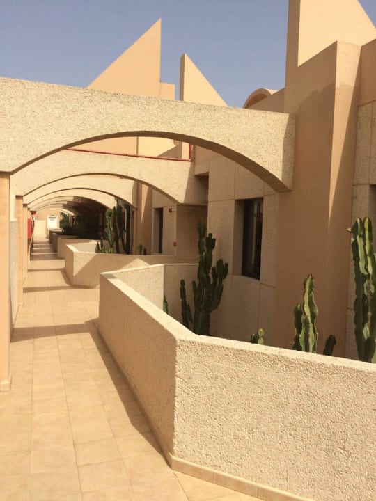 Zimmereingänge SBH Hotel Taro Beach