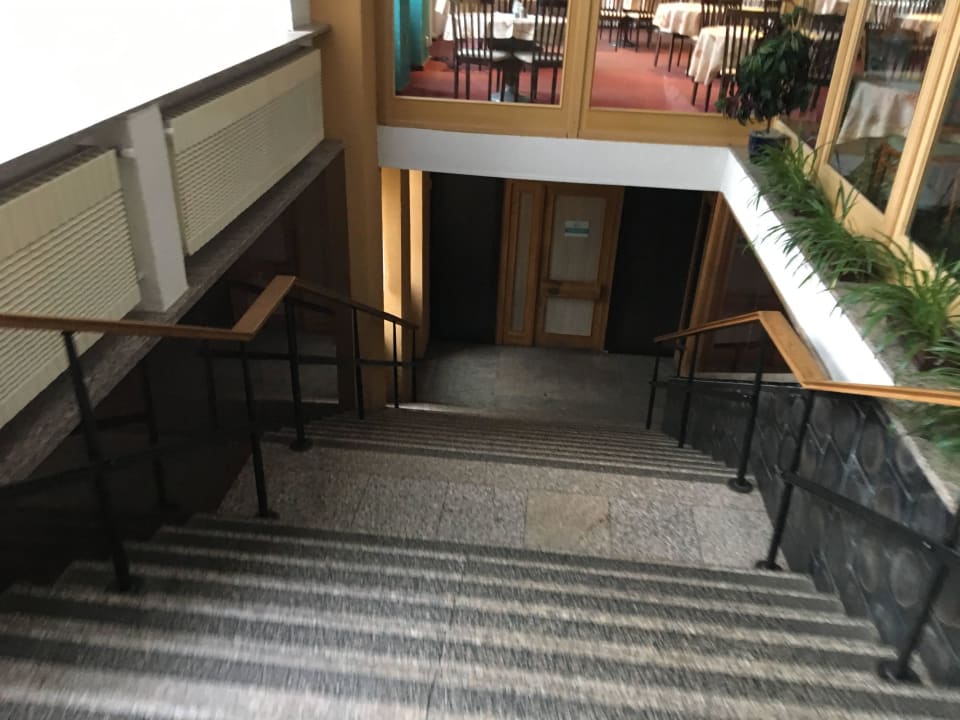 Aufgang zu den Zimmern Hotel Fit Fun
