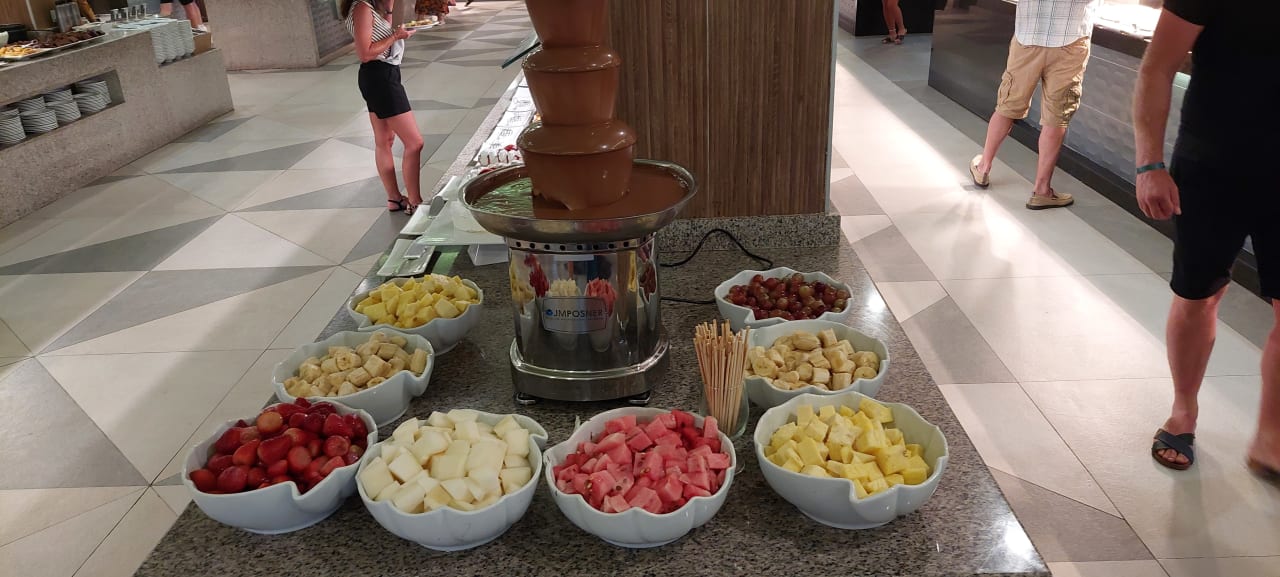 Gastro Hotel Riu Karamboa